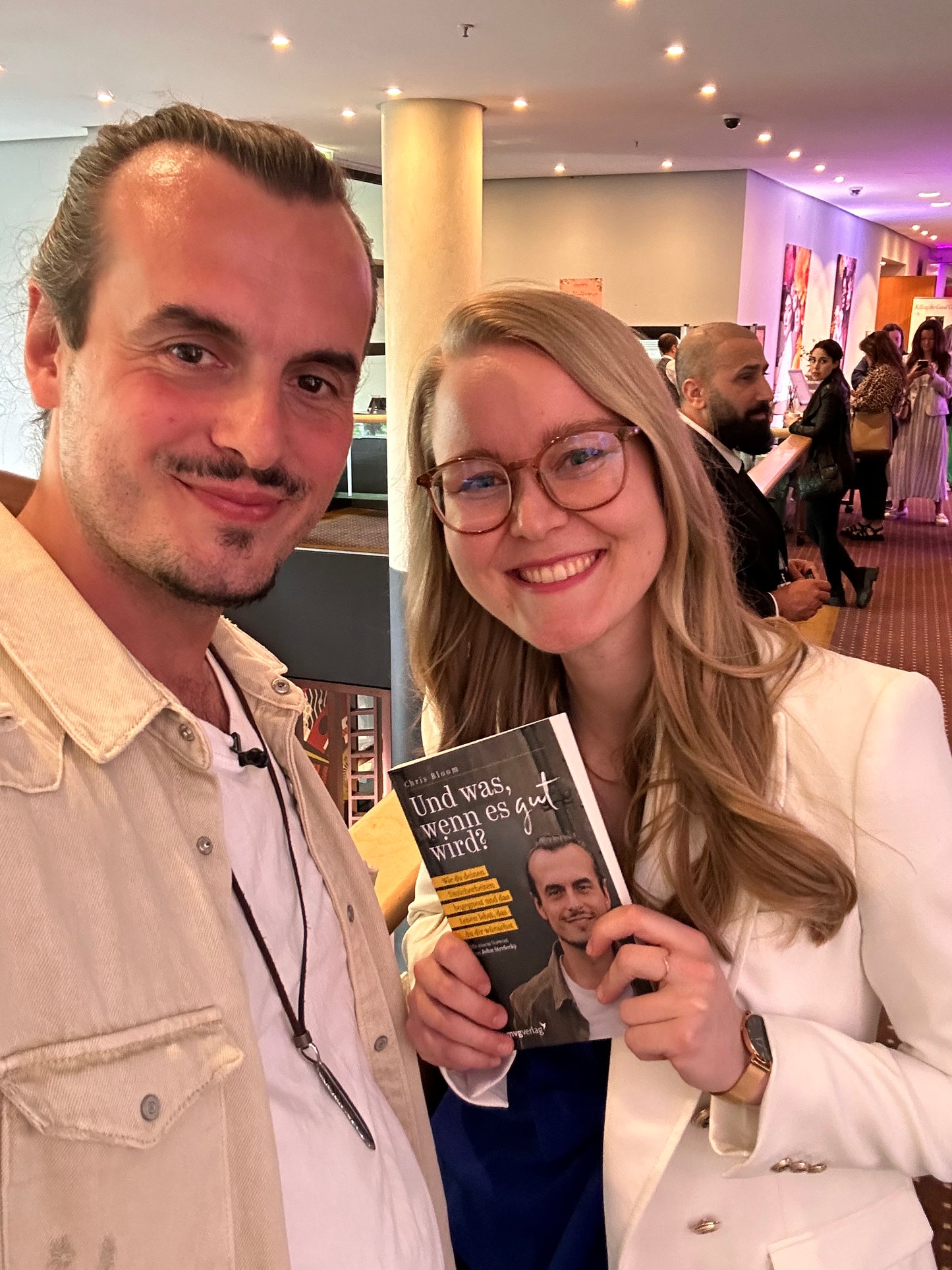 Buch "Und was, wenn es gut wird? Wie du deinen Unsicherheiten begegnest und das Leben lebst, das du dir wünschst!"